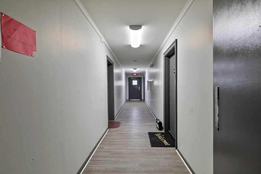 More Photos Of 3900 Forest Hill Ave, Richmond Apartments For Sale