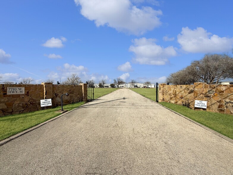 More Photos Of 7710 W Highway 80, Midland Office For Sale