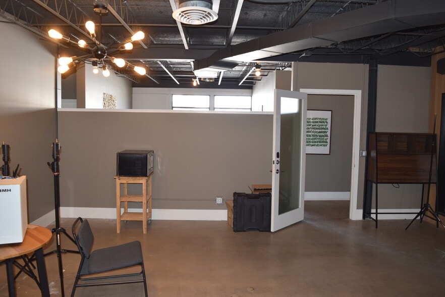 More Photos Of 1340 S Santa Fe Dr, Denver Office For Lease