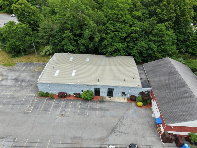 More Photos Of 24 Gilbert St Ext, Monroe General Retail For Lease