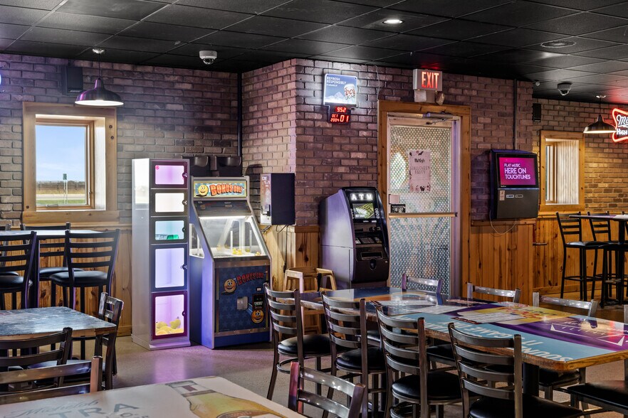 More Photos Of 205 1st St SW, Glyndon Restaurant For Sale