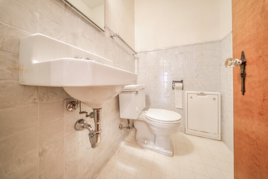 More Photos Of 1601 Missouri 72 Rt, Rolla Hospitality For Sale