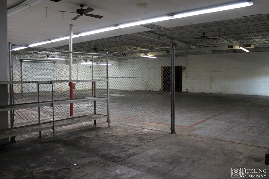 More Photos Of 795 S Fulton St, Macon-Bibb Warehouse For Lease