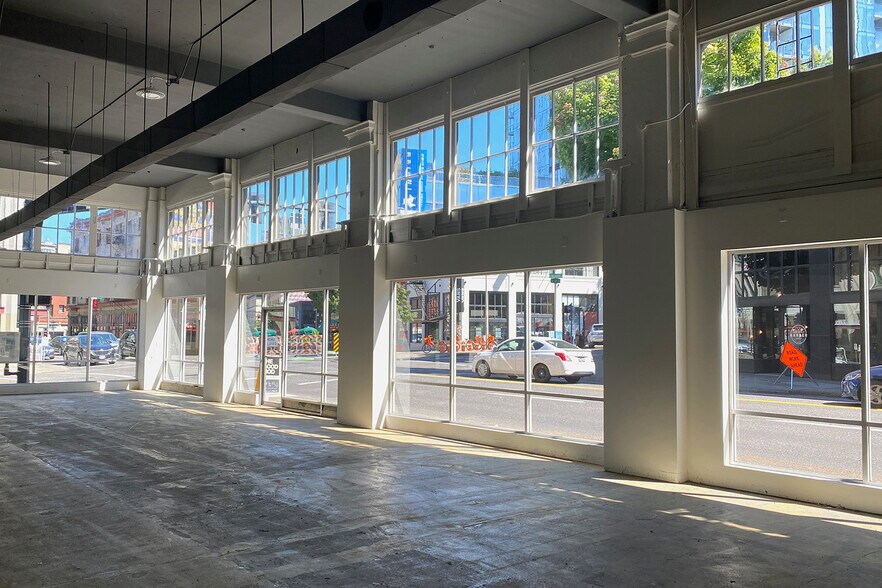 More Photos Of 1313 W Burnside St, Portland Parking Garage For Lease