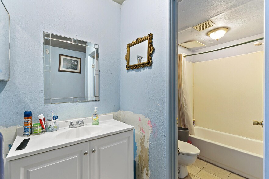 More Photos Of 6981 Ash St, Commerce City Apartments For Sale