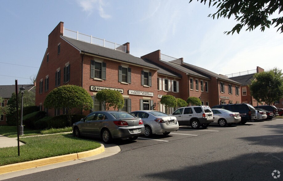 More Photos Of 10525 Braddock Rd, Fairfax Medical For Sale