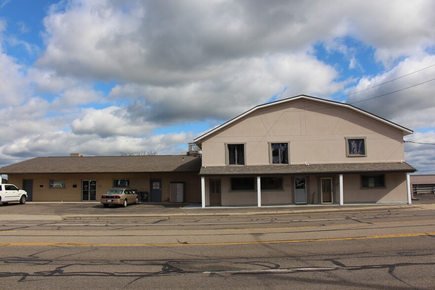 More Photos Of 725 Main St, Wintersville Restaurant For Sale