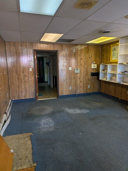 More Photos Of 7620-24 Ogontz ave, Philadelphia Office For Sale