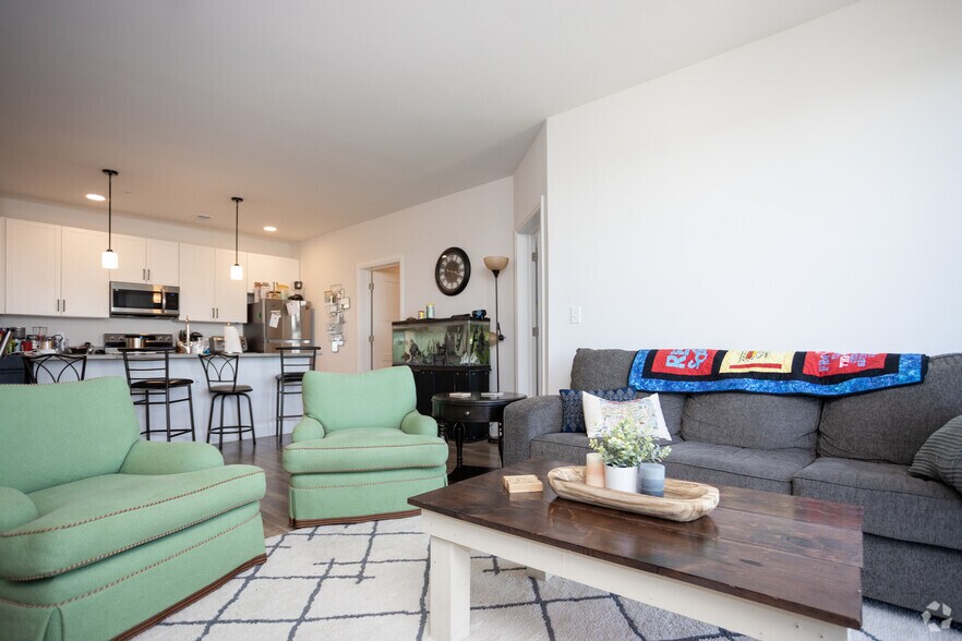 More Photos Of 140 E Monument Ave, Dayton Apartments For Lease