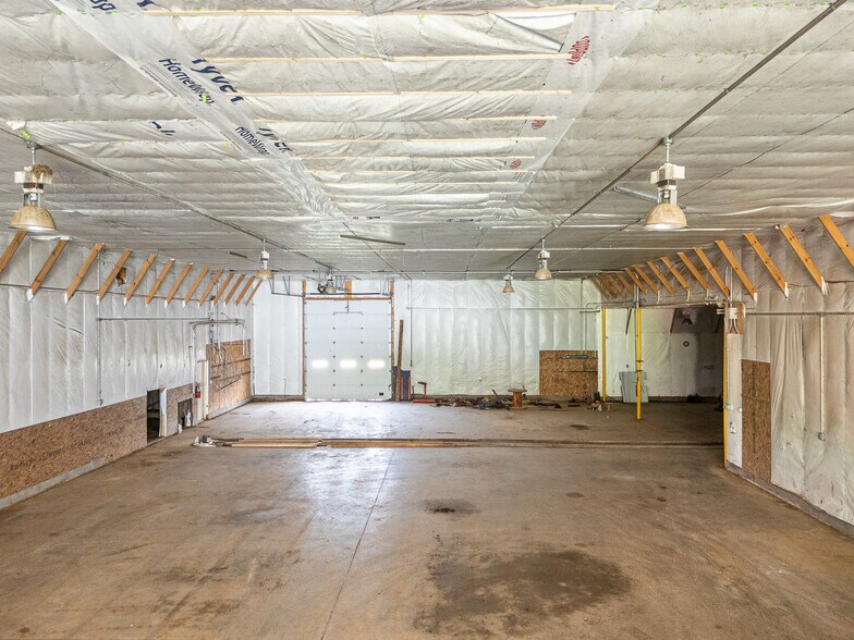 More Photos Of 11022 State Highway 122, Upson Warehouse For Sale