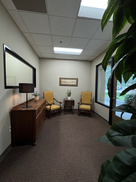 More Photos Of 5256 S Mission Rd, Bonsall Storefront Retail Office For Lease