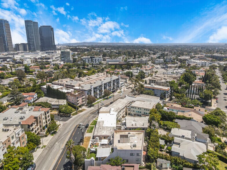 More Photos Of 1441 S Beverly Glen Blvd, Los Angeles Apartments For Sale