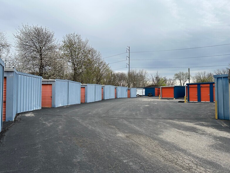 More Photos Of 311-315 Oak Ln, Glenolden Self Storage For Sale