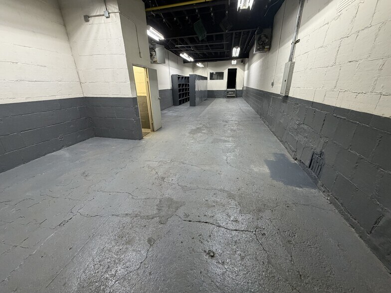 More Photos Of 746-752 E 133rd St, Bronx Warehouse For Lease