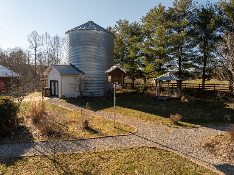 More Photos Of 39495 Saint Clair Rd, Pomeroy Specialty For Sale
