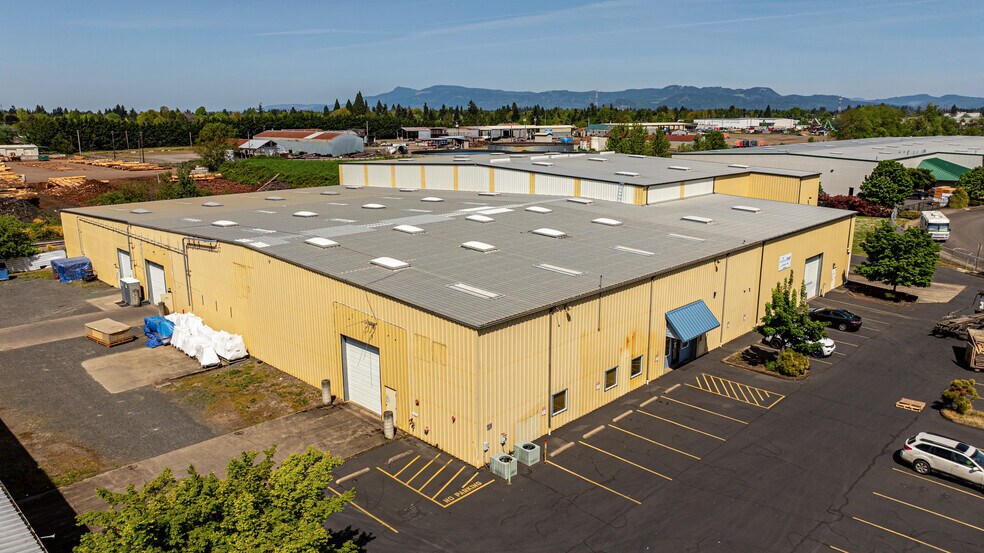 More Photos Of 20 Grimes St, Eugene Warehouse For Lease