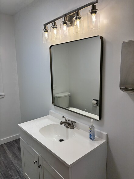 More Photos Of 3029 M St NW, Washington Storefront Retail Office For Lease
