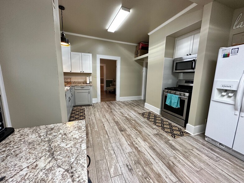 More Photos Of 601 S 7th St, Opelika Office Residential For Sale