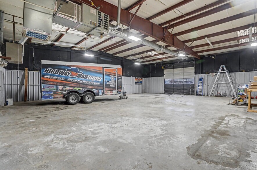 More Photos Of 603 W Rogers Blvd, Skiatook Freestanding For Sale