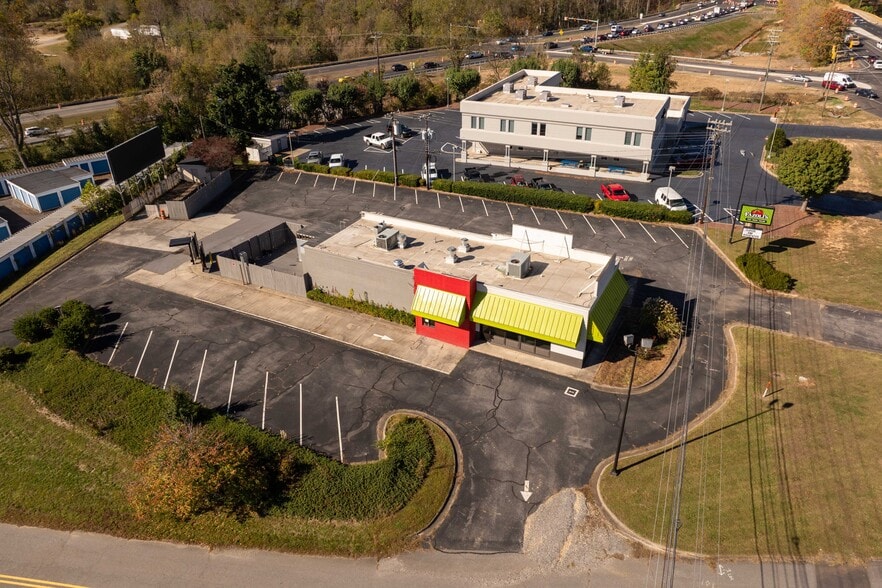 More Photos Of 1429 US Highway 421, Wilkesboro Fast Food For Sale
