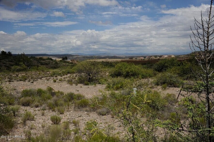 More Photos Of 300 Clarkdale Pkwy, Clarkdale Land For Sale