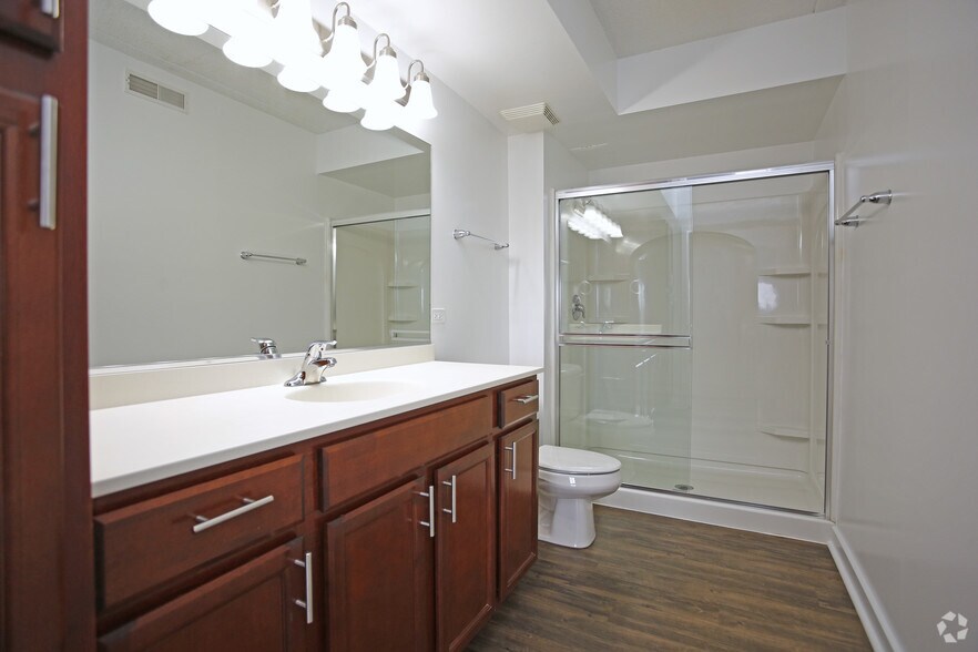 More Photos Of 1255 Town Center Rd, Vernon Hills Apartments For Lease