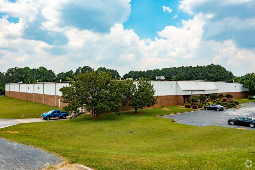 Primary Photo Of 3150 Clinton Ct, Norcross Warehouse For Sale