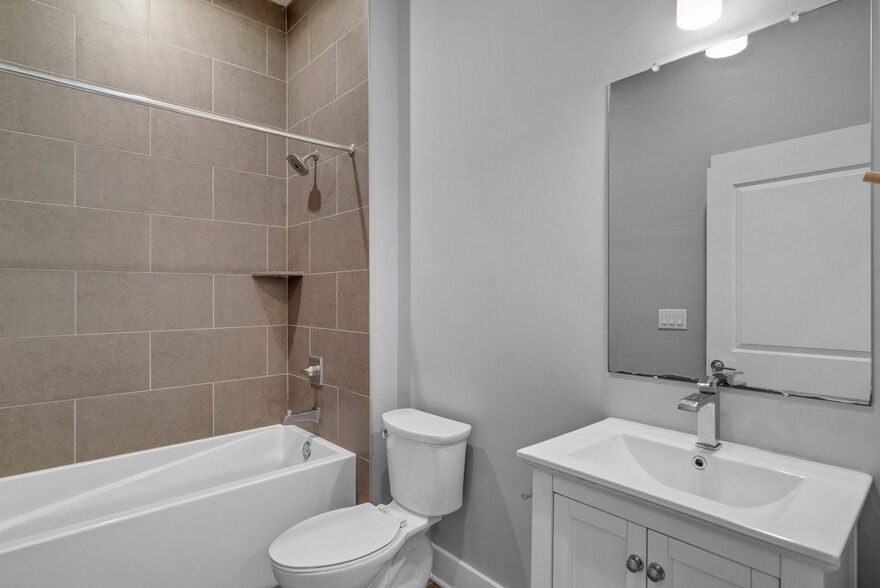 More Photos Of 3925 Haverford Ave, Philadelphia Apartments For Sale