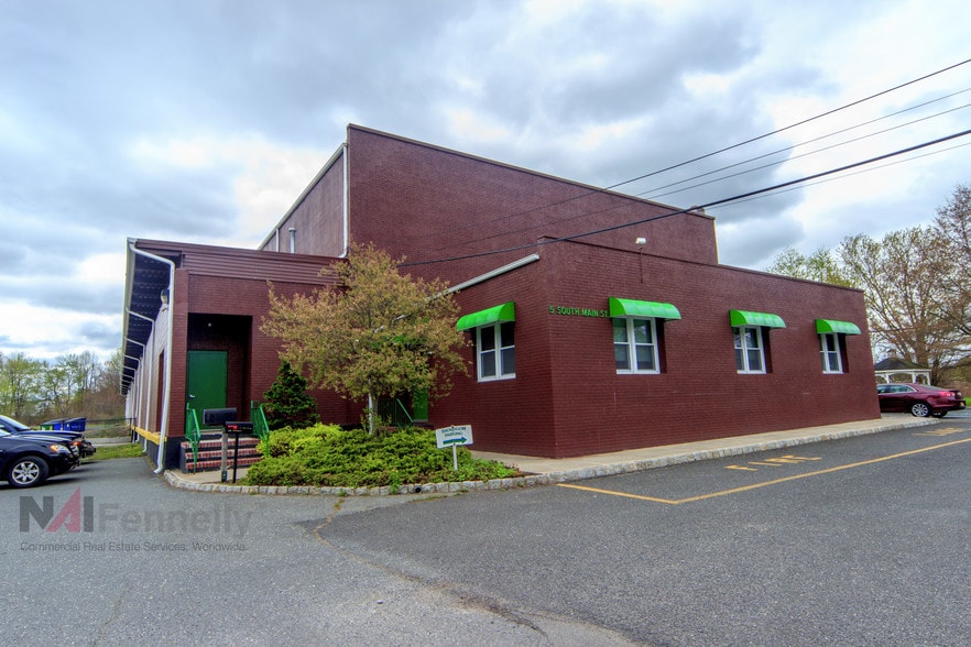 Primary Photo Of 5 S Main St, Englishtown Warehouse For Lease