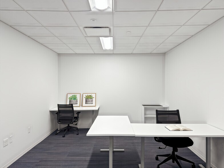 More Photos Of 800 Maine Ave SW, Washington Coworking Space