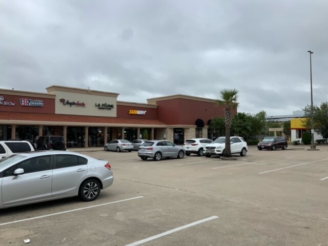 More Photos Of 11660 Westheimer Rd, Houston Unknown For Lease