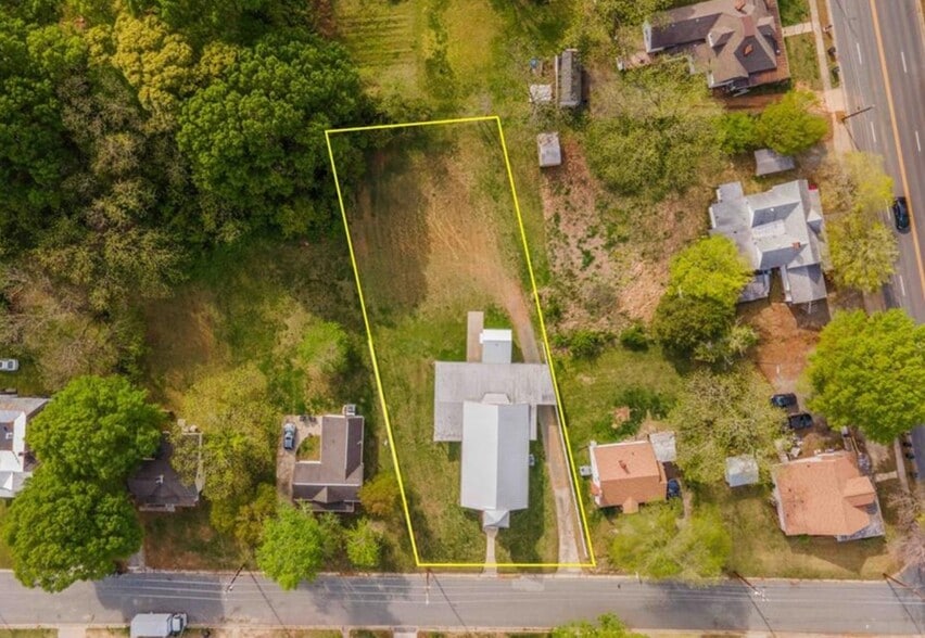 More Photos Of 511 James St, Burlington Religious Facility For Sale