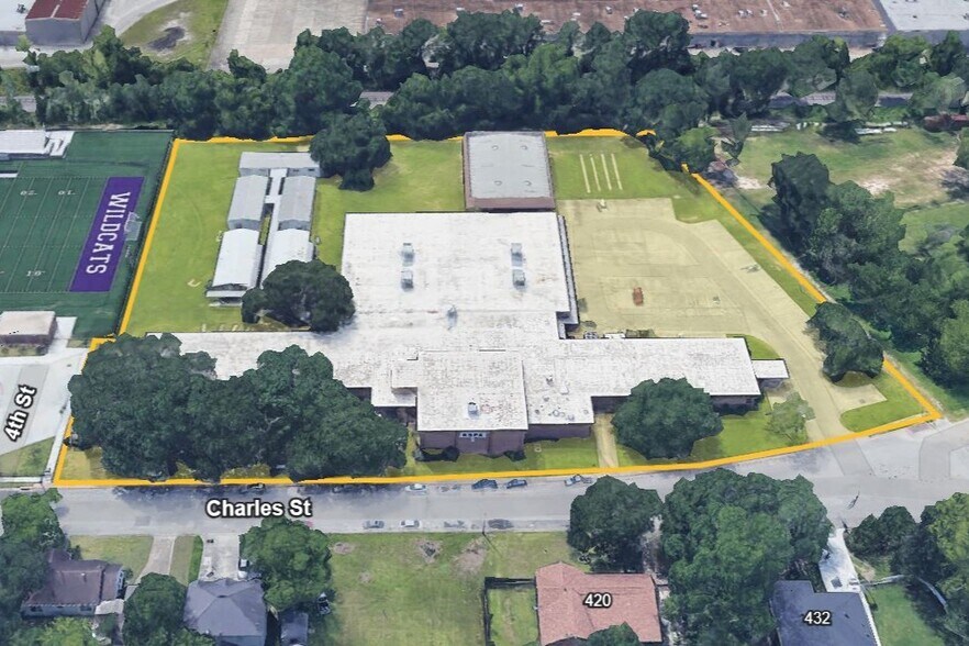 More Photos Of 600 Charles St, Humble Religious Facility For Sale