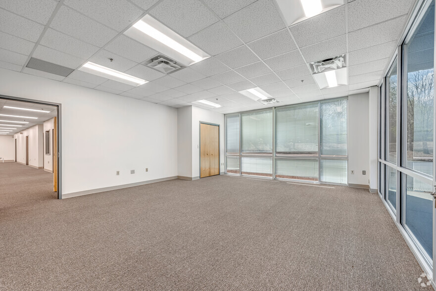 More Photos Of 4300 S Fulton Pky, Atlanta Warehouse For Lease