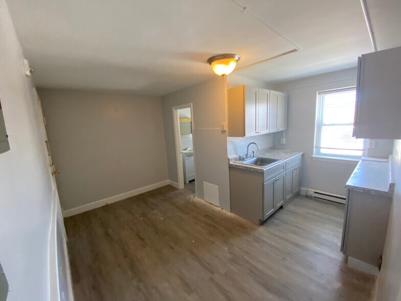 More Photos Of 5-7 Upson St, Bristol Apartments For Sale