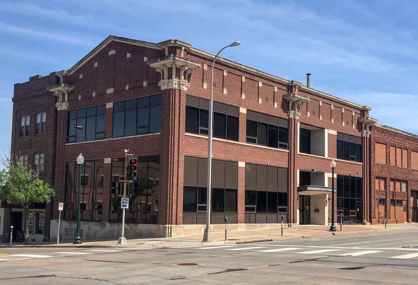 Primary Photo Of 100 S Dakota Ave, Sioux Falls Office For Lease