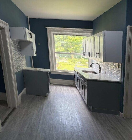 More Photos Of 150-154 Belvidere Ave, Washington Apartments For Sale