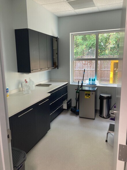 More Photos Of 6637 Gunn Hwy, Tampa Medical For Lease