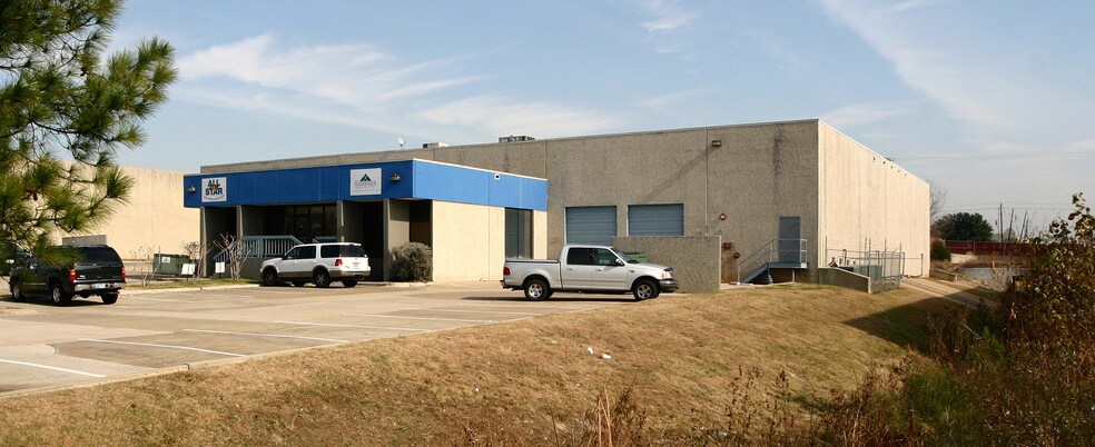 More Photos Of 2502-2510 Camp Ave, Carrollton Warehouse For Lease