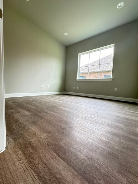 More Photos Of 2601 Little Elm Pky, Little Elm Medical For Lease