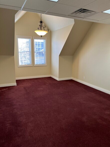 More Photos Of 19755 E Pikes Peak Ave, Parker Office For Lease
