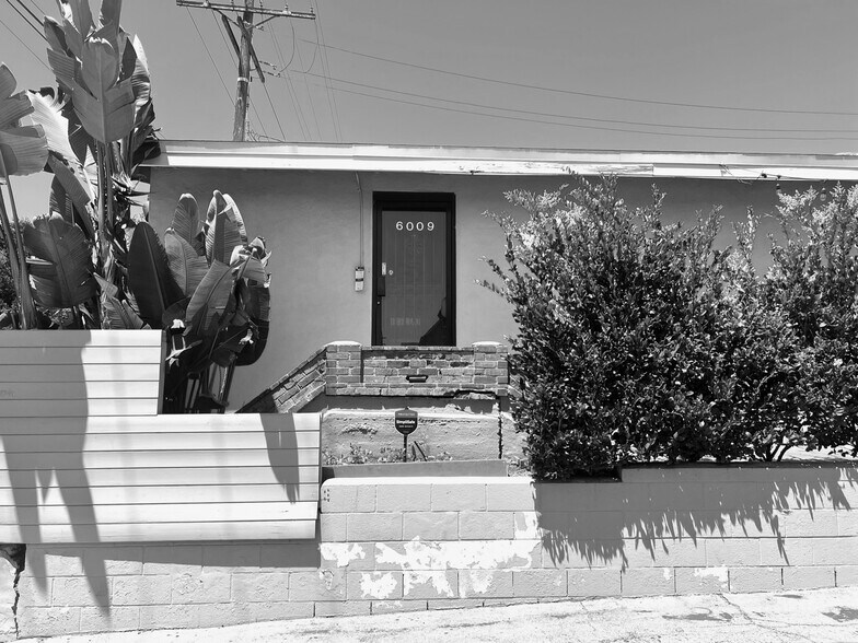 More Photos Of 6009 Melrose Ave, Los Angeles Loft Creative Space For Lease