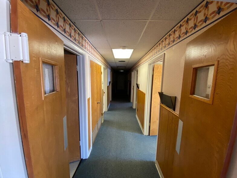 More Photos Of 605 Avalon Dr, Seagoville Medical For Lease