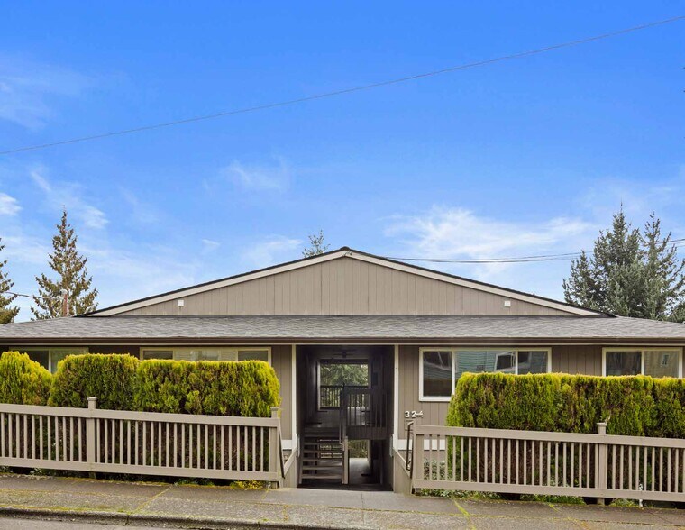 More Photos Of 324 S Lafayette Ave, Bremerton Apartments For Sale