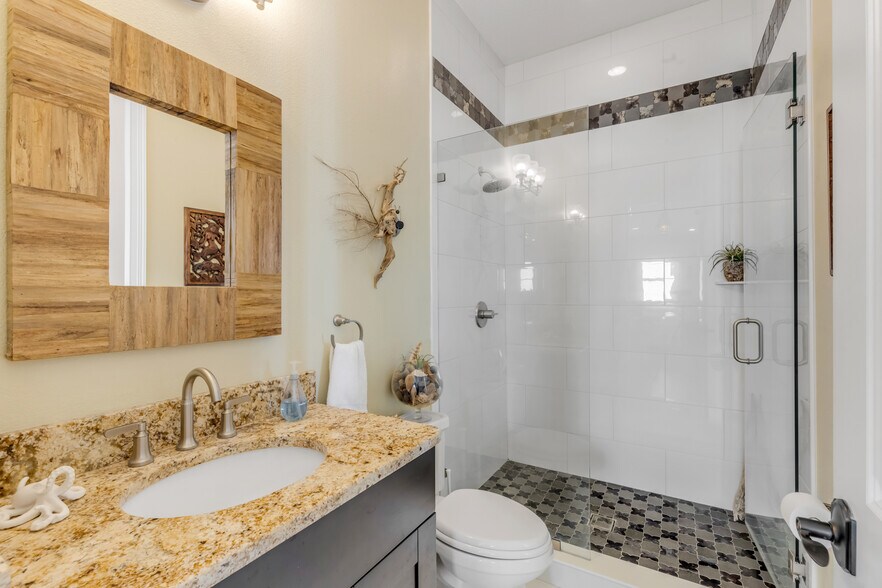 More Photos Of 136 Julia St, New Smyrna Beach Flex For Sale
