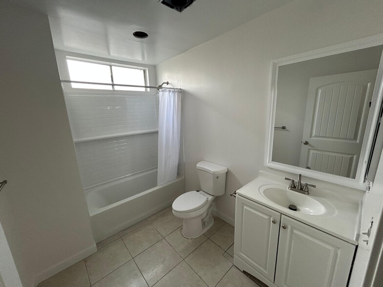 More Photos Of 565 N Beech St, Escondido Apartments For Sale