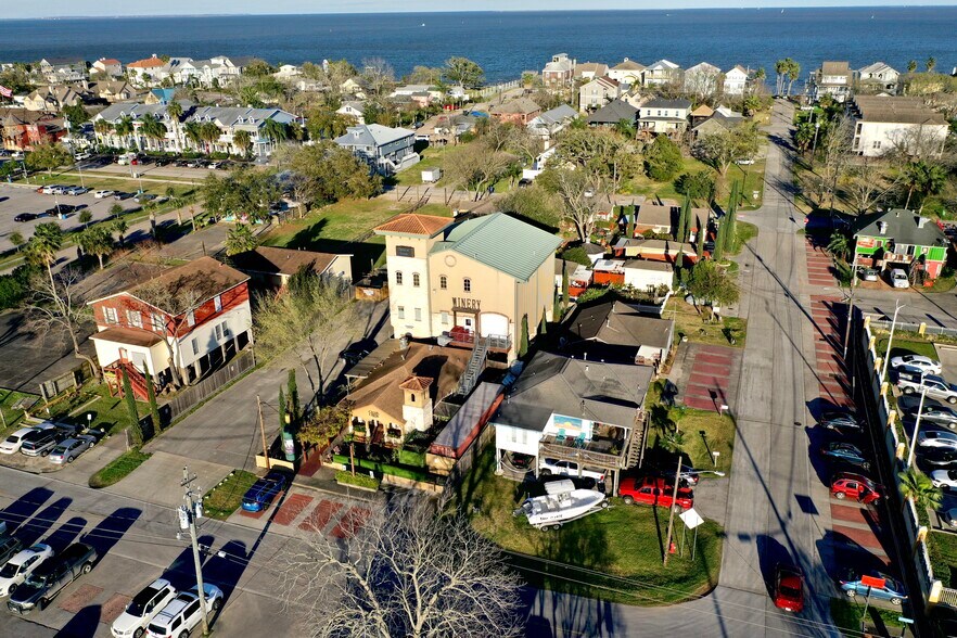 More Photos Of 706 Bradford Ave, Kemah Land For Sale