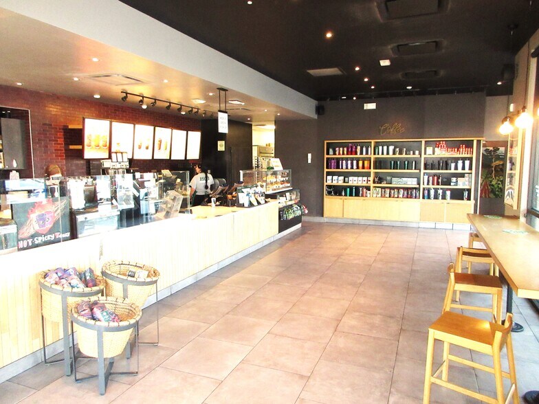 More Photos Of 338 E Main St, Ripon Fast Food For Sale