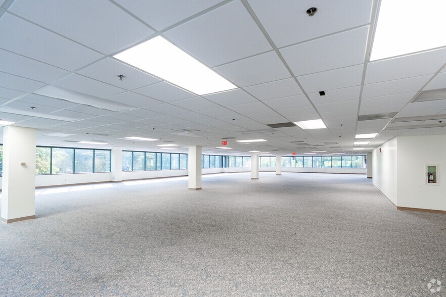 More Photos Of 2828 Croasdaile Dr, Durham Office For Sale