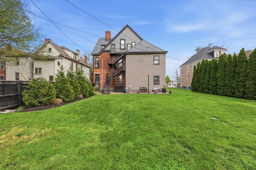 More Photos Of 83-87 Wilson Ave, Columbus Apartments For Sale